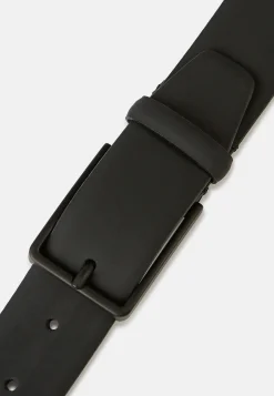 Boggi Milano Ceinture En Cuir Gommé Avec Logo